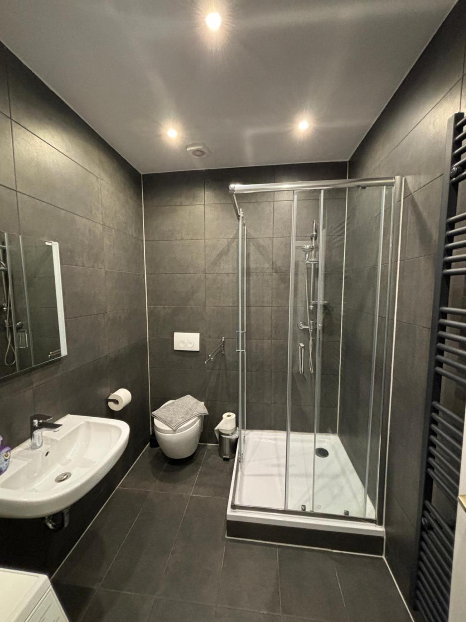 Harmony - 4 Schlafzimmer 2 Baeder Ganzes Apartement Meiningen Exterior foto